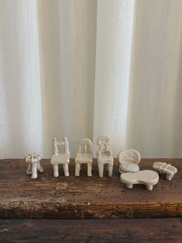 Sillas en miniatura