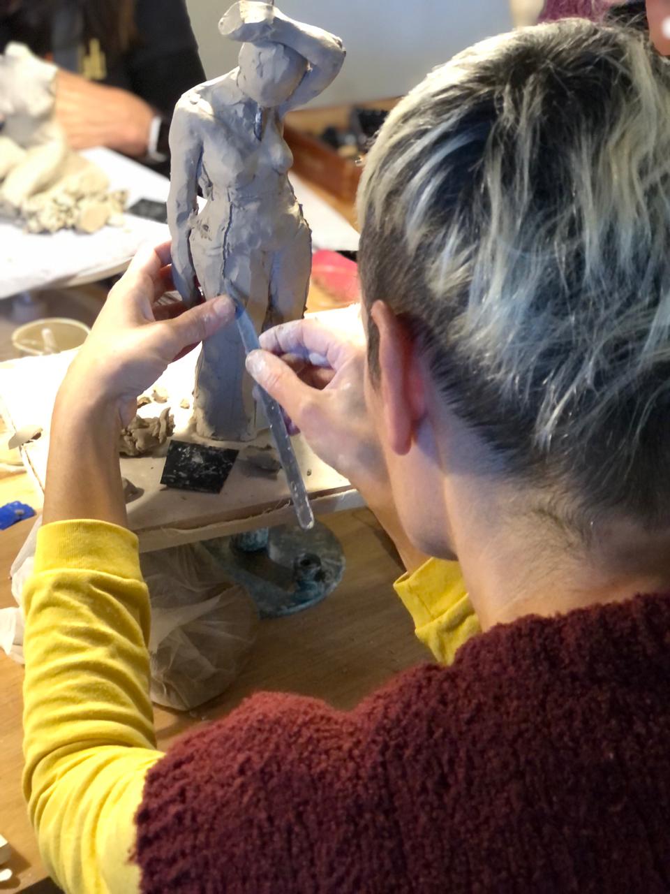 Taller de anatomía y figura humana en Cerámica con Abril Barrado