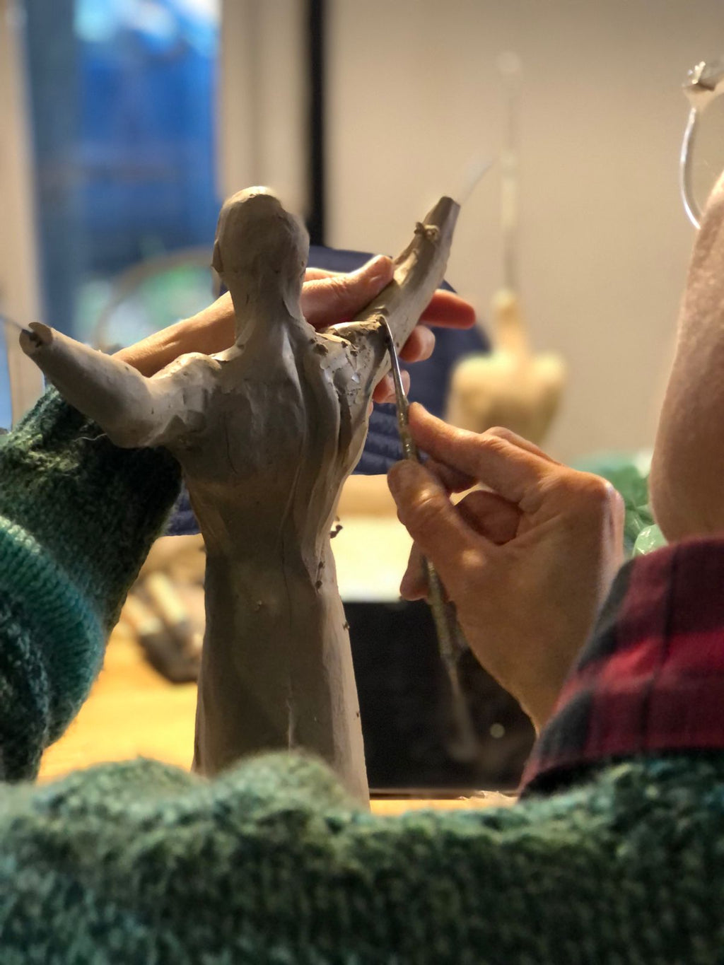 Taller de anatomía y figura humana en Cerámica con Abril Barrado
