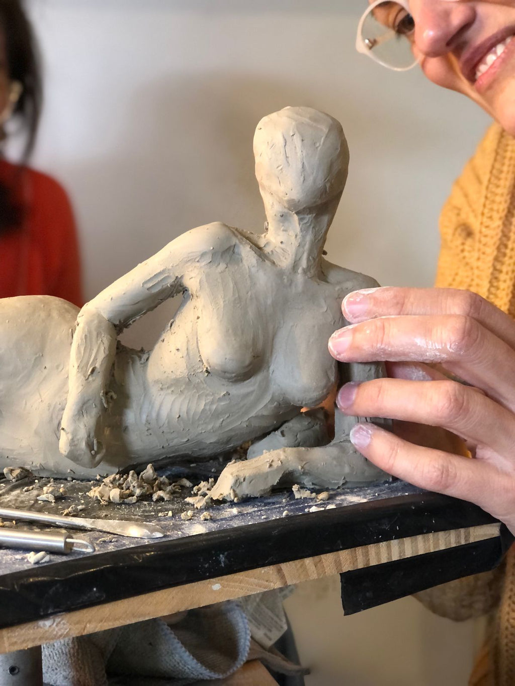 Taller de anatomía y figura humana en Cerámica con Abril Barrado